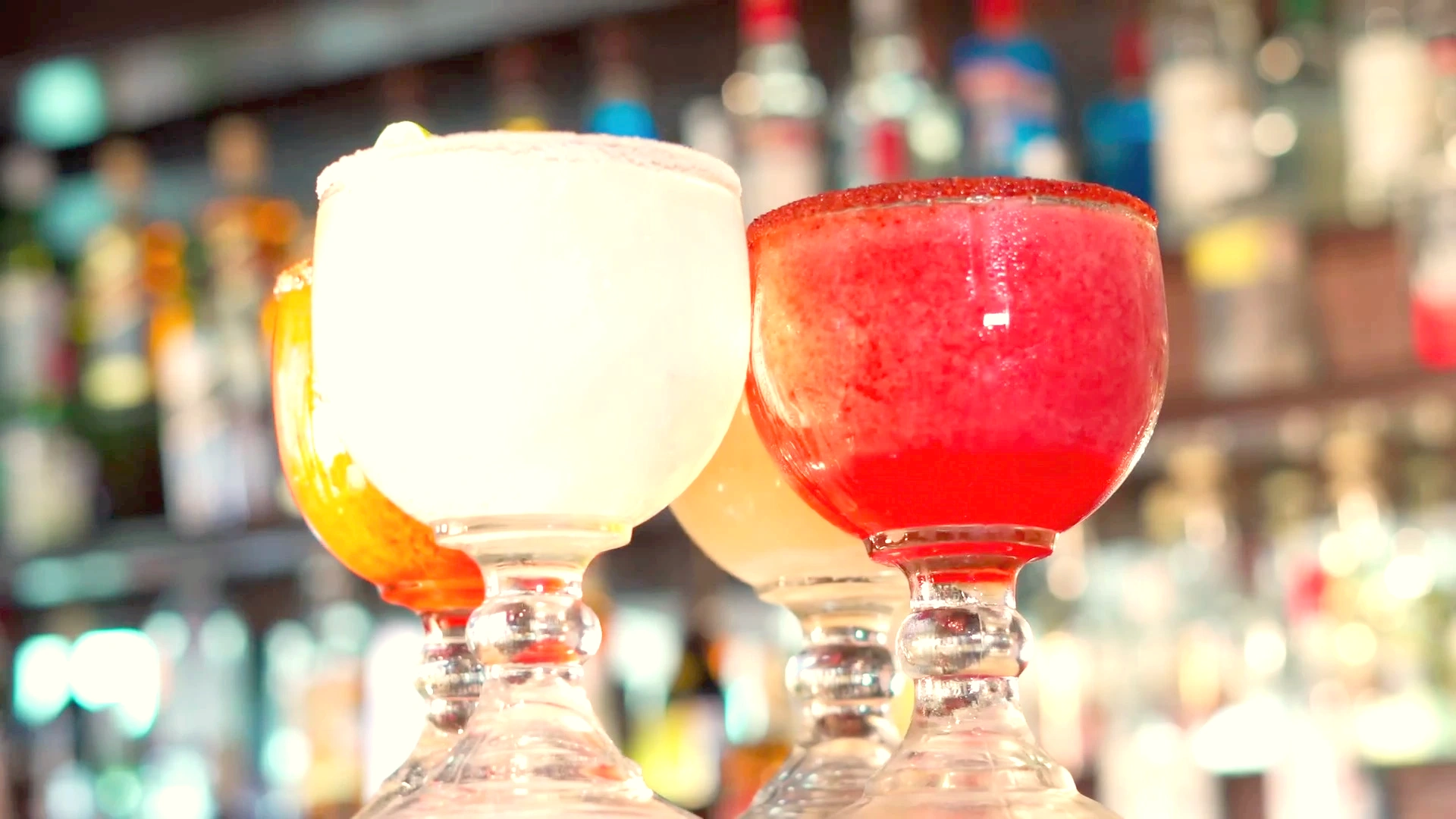 Cancun Cocktails: Frozen Margaritas & Bar Service