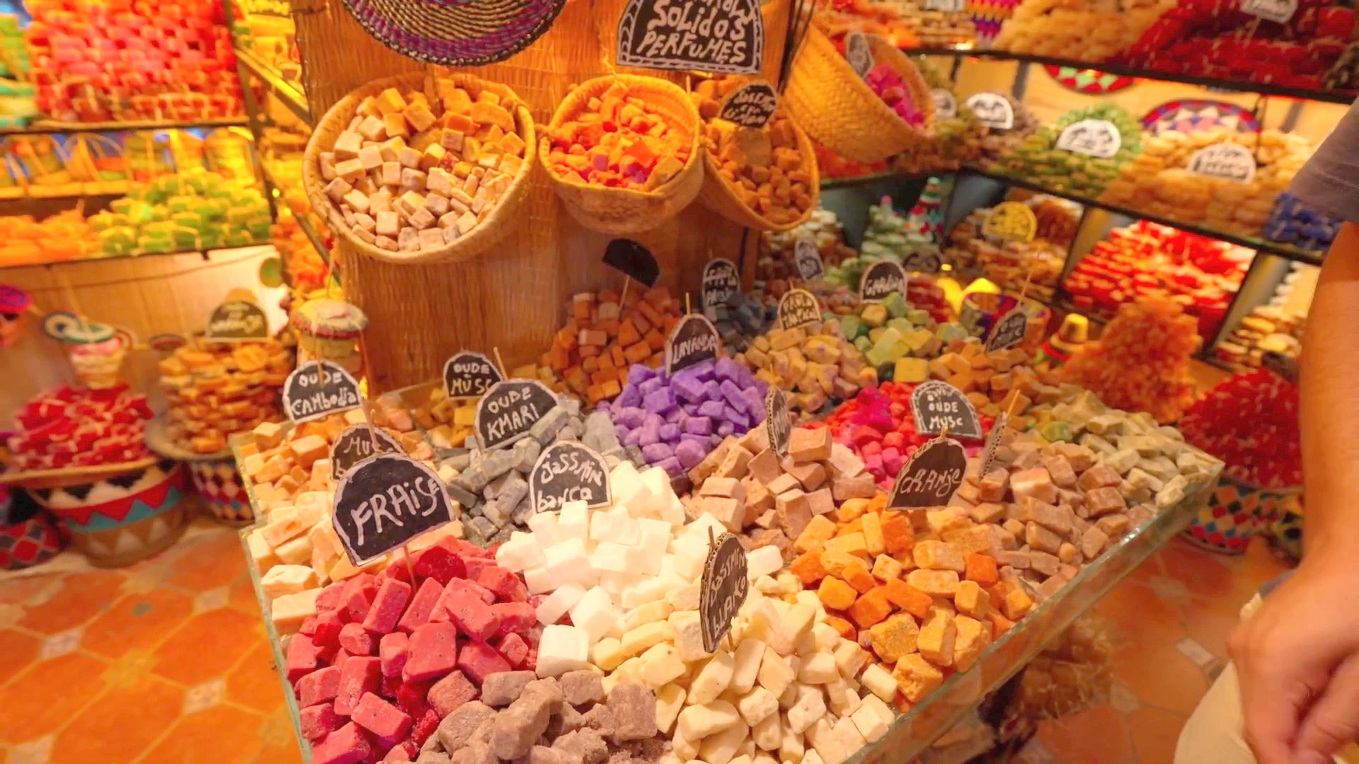 Medina Solid Perfumes: Aromatic Moroccan Artisanal Wares