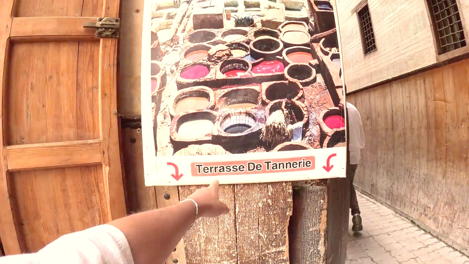 Chouara Tannery: Historic Leather Dyeing Process